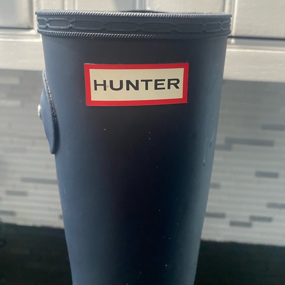 Hunter boots. Size 10. Navy blue.